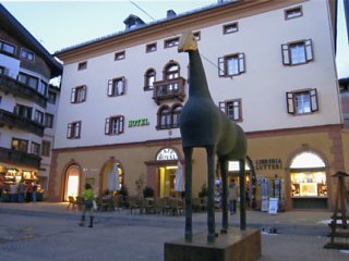 �R���`�i�_���y�b�c�H