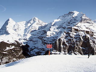 �O�����f�������g_�A���v�X�O�R