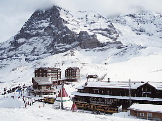 �N���C�l�V���C�f�b�N