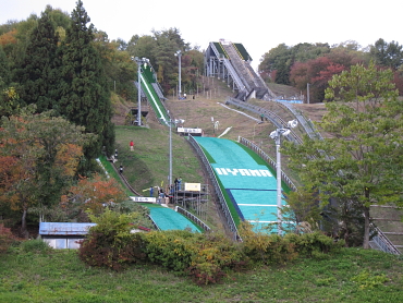 �W�����v��